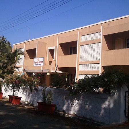 Hotel Ferreira Resort Lonavala Εξωτερικό φωτογραφία
